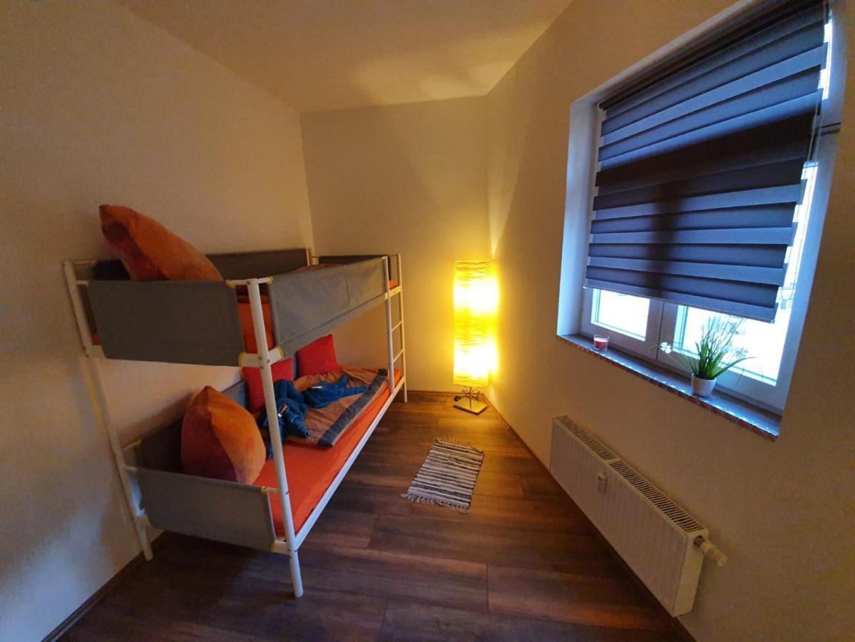 Zum Wachstuebchen Apartment Quedlinburg Exterior foto