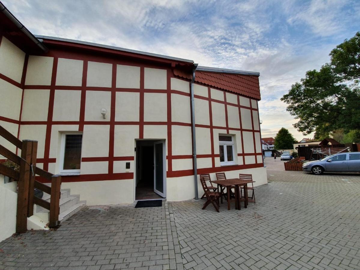 Zum Wachstuebchen Apartment Quedlinburg Exterior foto