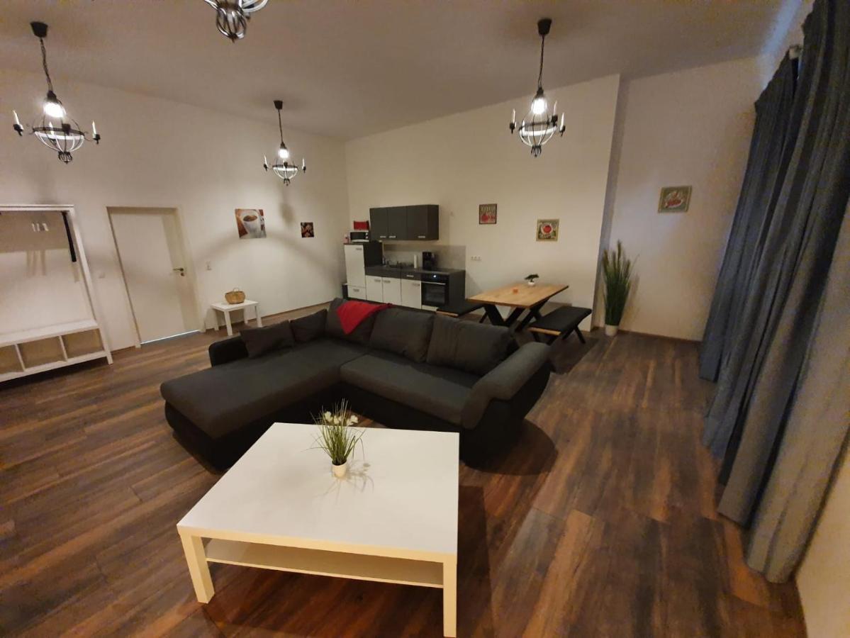 Zum Wachstuebchen Apartment Quedlinburg Exterior foto