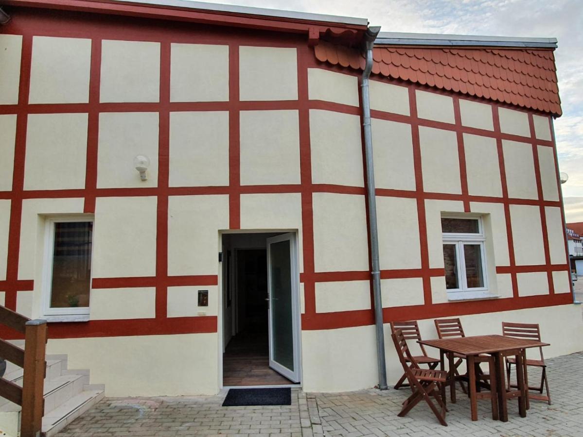 Zum Wachstuebchen Apartment Quedlinburg Exterior foto